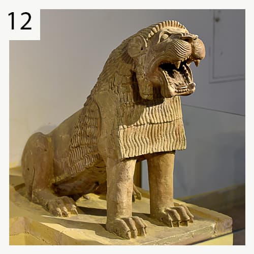 مجسمه نگهبان نیایشگاه به شکل شیر غران- بابل کهن