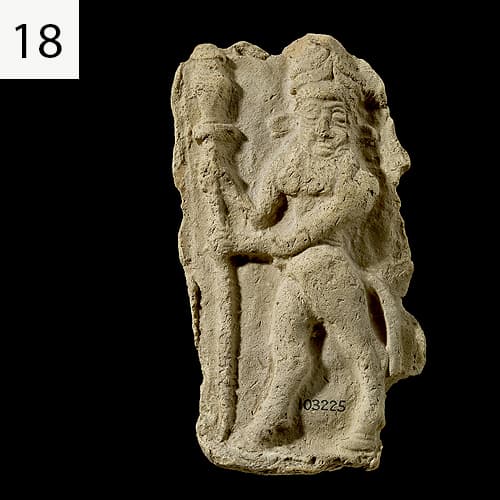 مجسمه گلی به شکل کوساریکو (موجود ترکیبی گاو مرد) - بابل