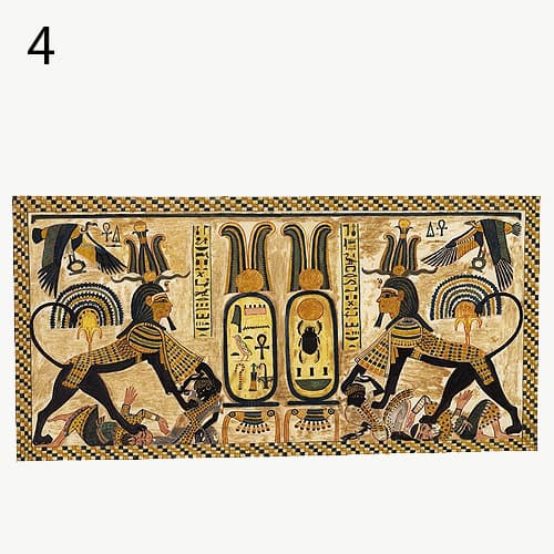 فرعون به شکل گوپت بر تخت زرین توت عنخ آمون- مصر